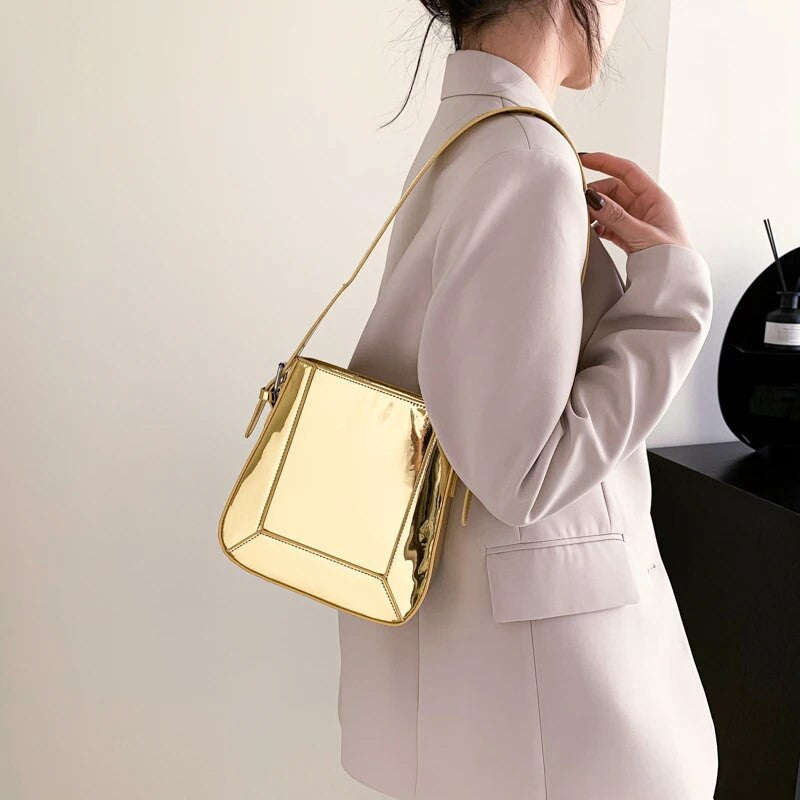 Aura Handtasche