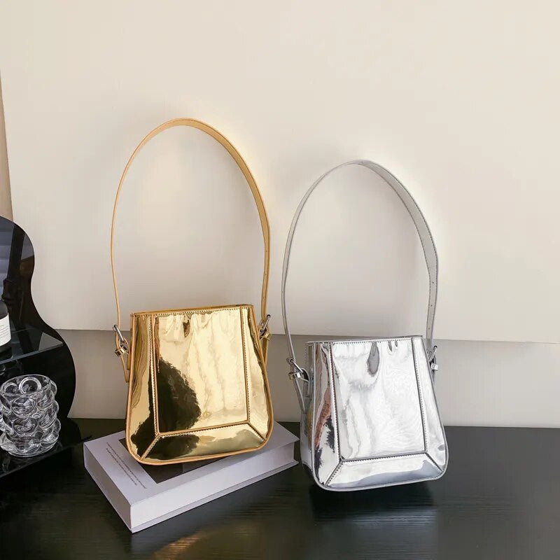 Aura Handtasche