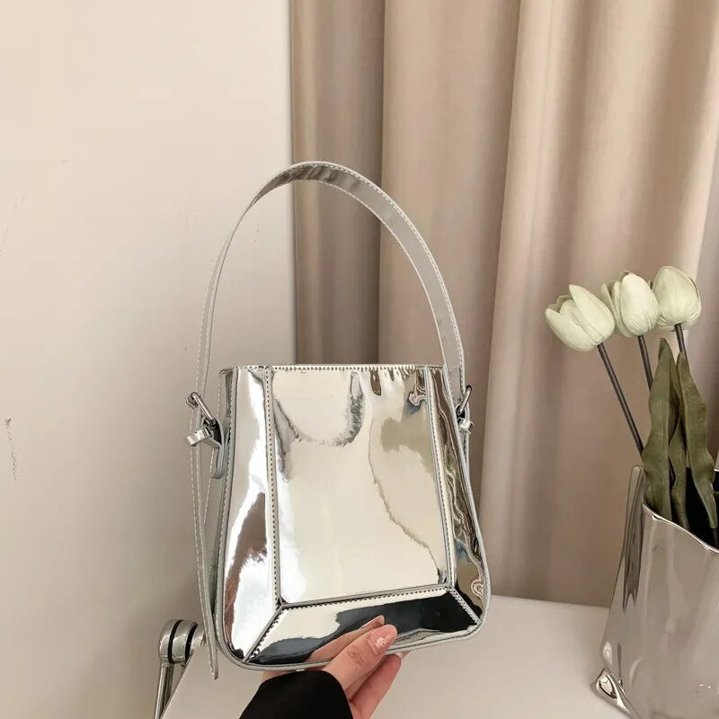 Aura Handtasche
