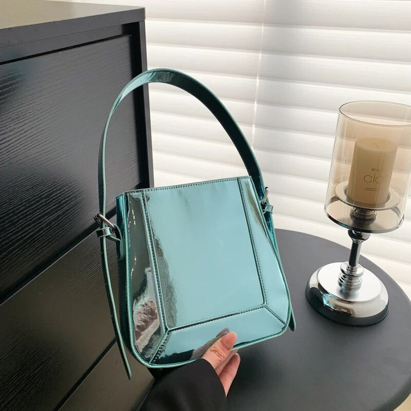 Aura Handtasche
