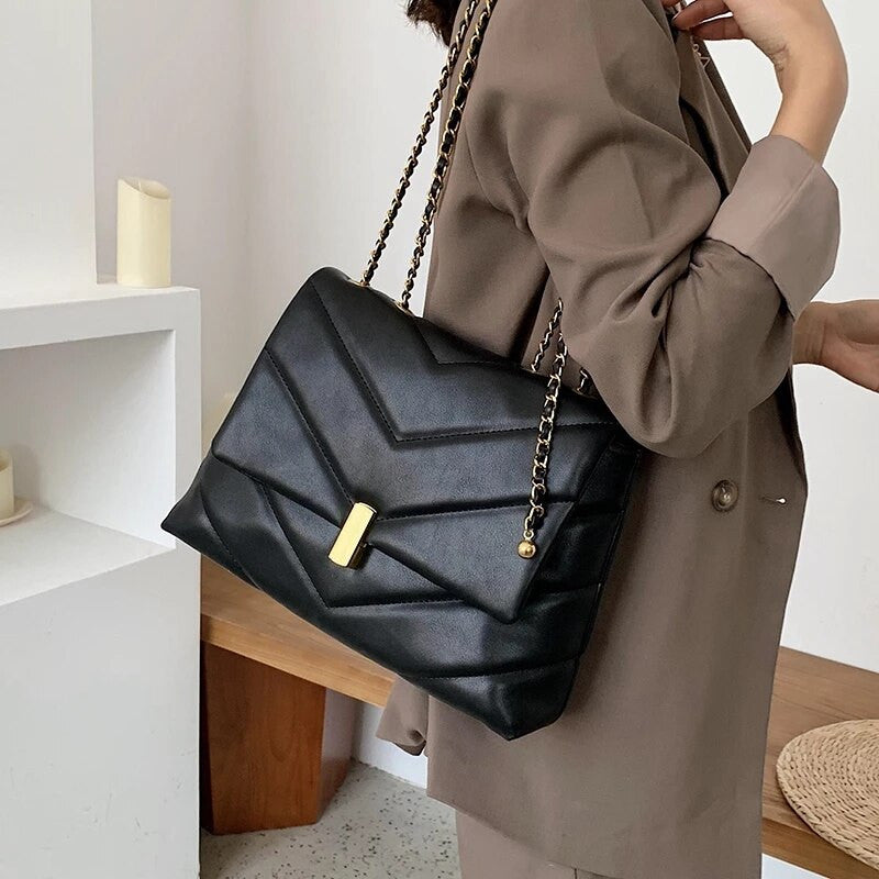 Aurelia Quilted Bag