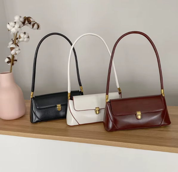 Mara Classic Shoulder Bag